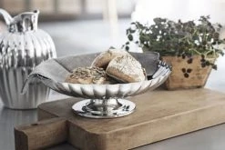 Georg Jensen Bol Avec Socle En Acier D28cm 10 Georg Jensen Bol Avec Socle En Acier D28cm -Maisons Du Monde Boutique bol avec socle en acier d28cm 3